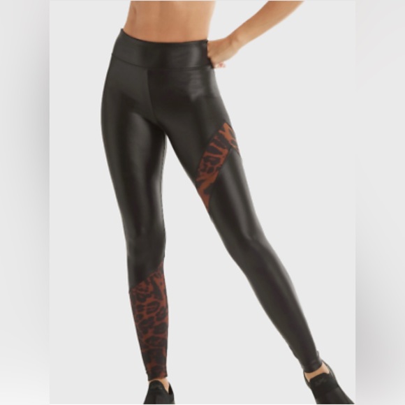 Koral | Trek High Rise Cheetara Print | Black - Picture 1 of 6